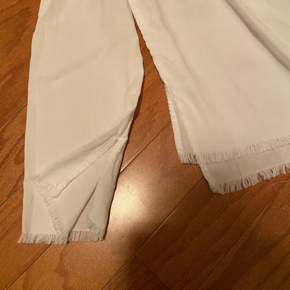 Off the shoulder top - Picture 3 of 5